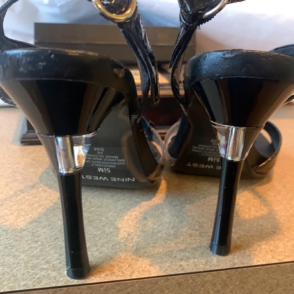 New without tags black Nine West 51/2m heels see pictures - Picture 13 of 13